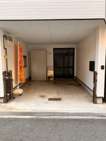 【駐車場】の画像