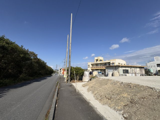 〇八重瀬町伊覇 売土地【全4区画】の周辺