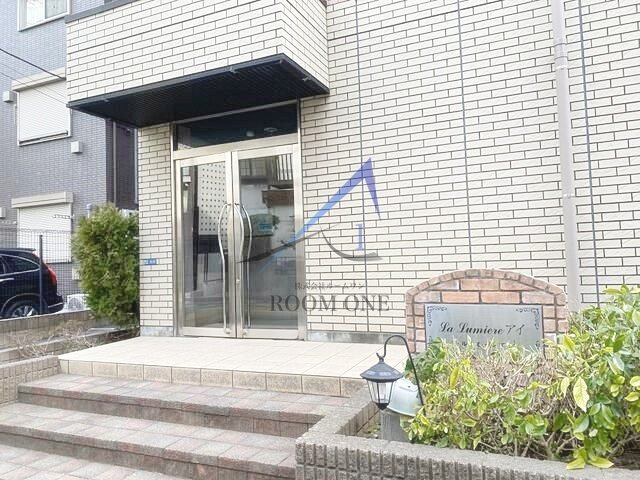 青木ビルのエントランス|エントランスです。