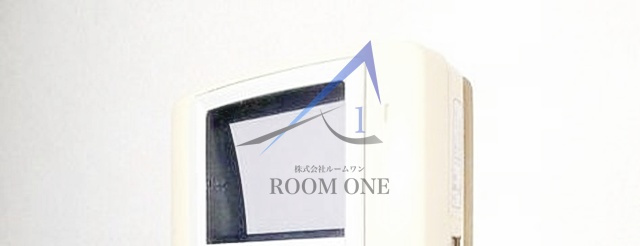 青木ビルのセキュリティ|モニター付きインターホンです。