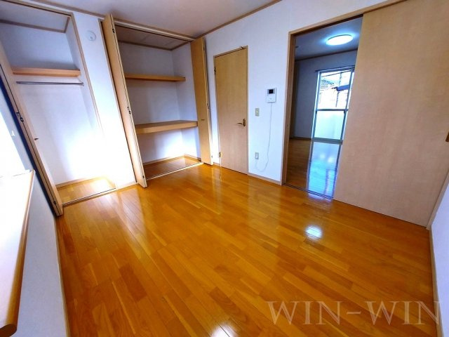 プラッサムコートMK B棟の寝室