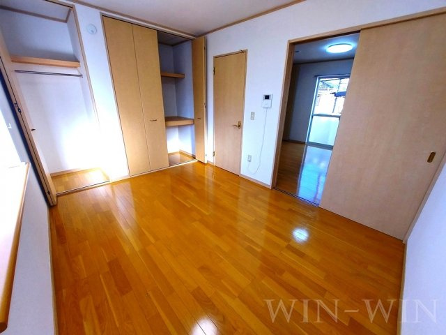 プラッサムコートMK B棟の寝室