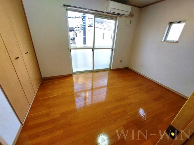 プラッサムコートMK B棟の寝室