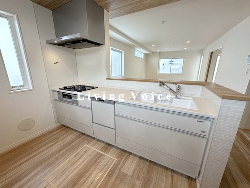 【キッチン】 | 【仲介手数料０円】横浜市緑区三保町5期　新築一戸建て　全4棟 | 横浜市緑区三保町5期　新築一戸建て　全4棟