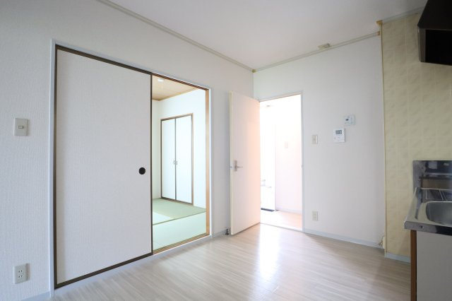 パストラルハイムの居間・リビング