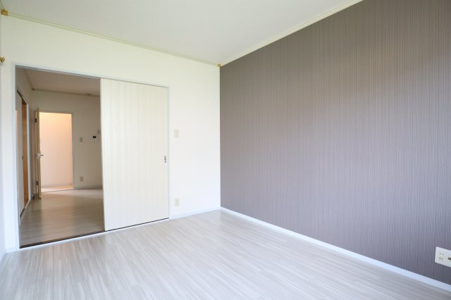 パストラルハイムの洋室