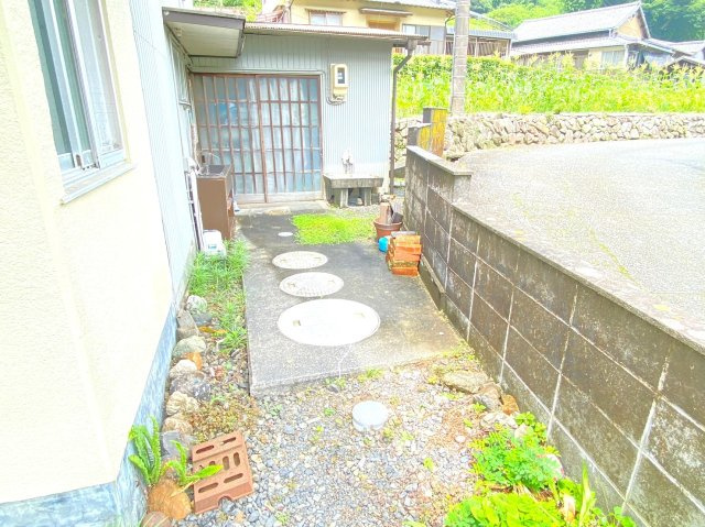 中古 戸建ての駐車場