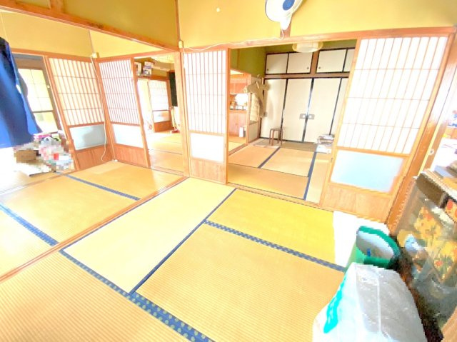 中古 戸建ての居間・リビング