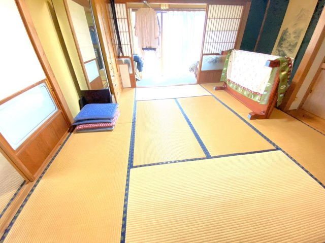 中古 戸建ての居間・リビング