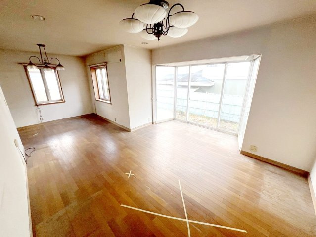 中古 戸建ての居間・リビング