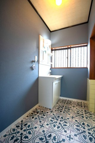 リフォーム戸建の洗面所