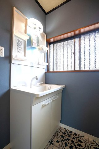 リフォーム戸建の洗面所
