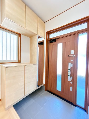 中古 戸建ての玄関