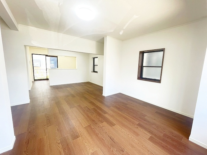 中古 戸建ての居間・リビング