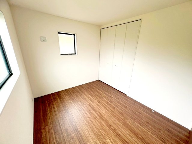 焼津市高新田　新築戸建　全３棟の洋室