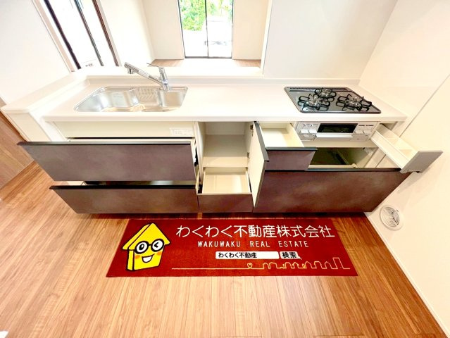 焼津市高新田　新築戸建　全３棟のキッチン