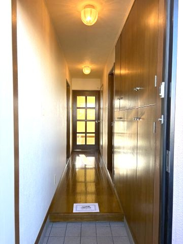 ウメジュネスの内装