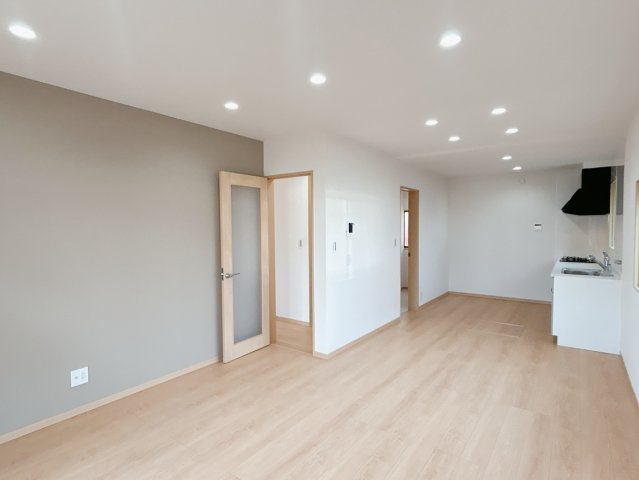 中古 戸建ての居間・リビング