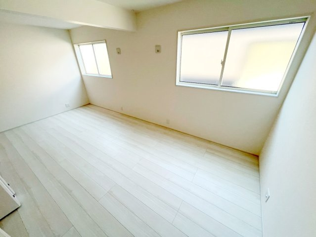 焼津市利右衛門　2期　新築戸建の洋室