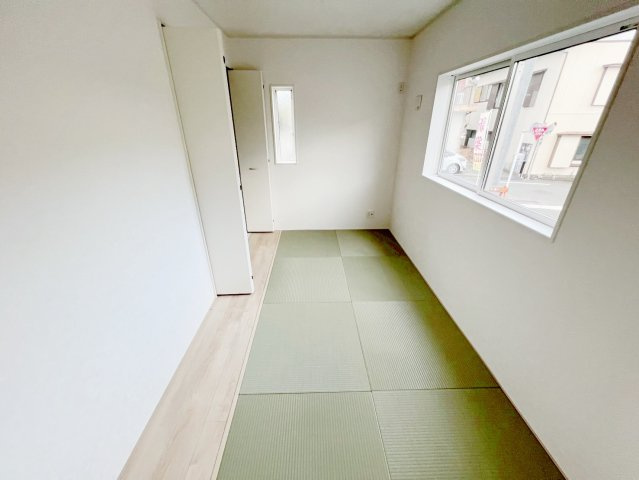 吉田町住吉　第12の和室|5帖の和室あり