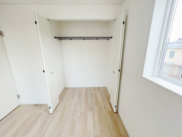 吉田町住吉　第12の収納|すべての居室にはたっぷり収納できる大型収納を設置しています

