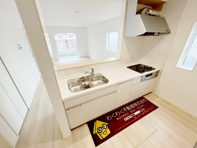 吉田町住吉　第12のキッチン|憧れのオープンカウンターキッチンです♪小さいお子様がいても目が行き届くので安心です♪
