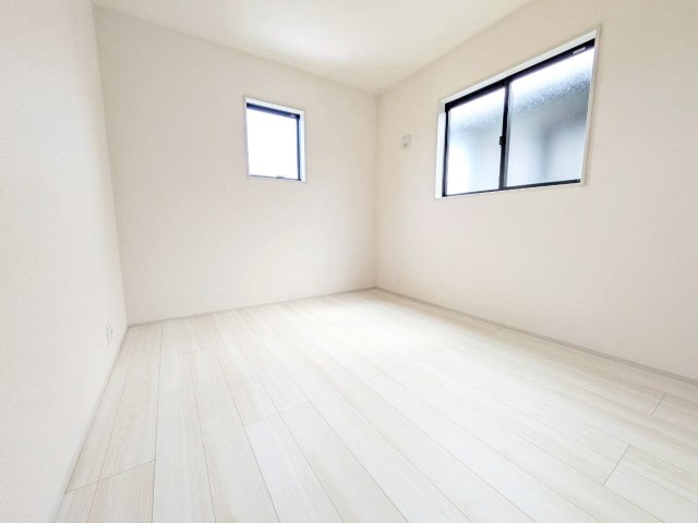 吉田町住吉10期　新築戸建の洋室