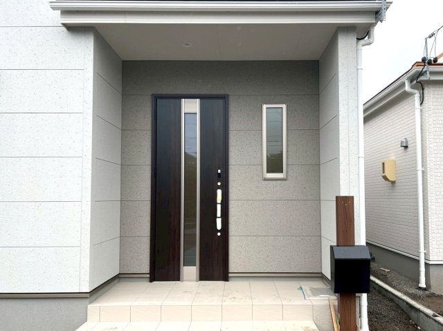 牧之原市細江7期　新築戸建の玄関