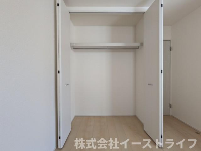 【新築戸建】　いわき市勿来町関田西2丁目1期　全2棟　長期優良住宅の収納|2号棟写真　収納スペースが豊富です。全居室に収納が付いており、すっきり片づけることができ部屋を広く使うことができます。