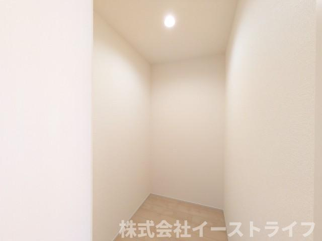 【新築戸建】　いわき市勿来町関田西2丁目1期　全2棟　長期優良住宅の収納|2号棟写真　2号棟の2階にはライフスタイルに合わせて様々な使い方ができるストレージルームがついています