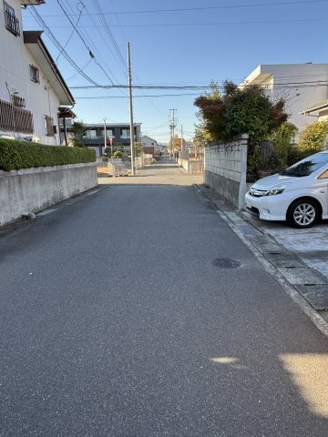 【賃貸中】佐糠町二丁目　平屋建の前面道路含む現地写真