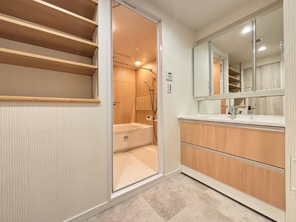 サカエシティハウスの洗面所|使いやすい洗面所です