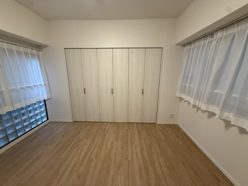 アドリーム丸の内の洋室|明るい洋室です