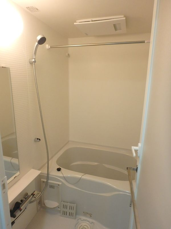 ジーベック馬込の浴室