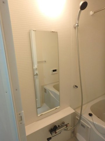 ジーベック馬込の浴室