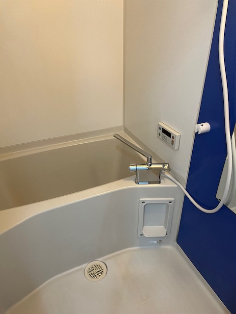 ホワイトキャッスル植田Ⅲの浴室|日々の疲れを癒すお風呂付です