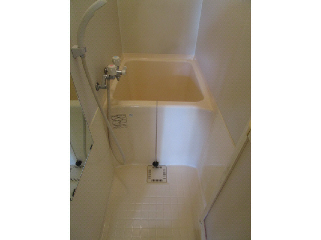 コーポディンの浴室