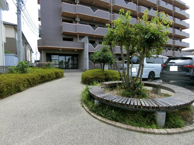 ラフィーネＫのエントランス