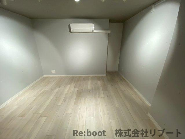 オーク清澄白河の洋室