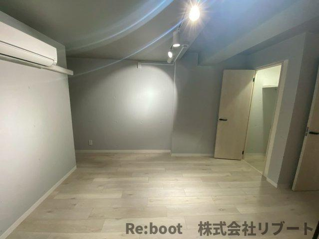 オーク清澄白河の洋室