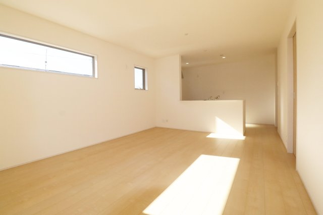 田村市船引町船引字扇田　　　1号棟　　　船引小学校、船引中学区　の居間・リビング