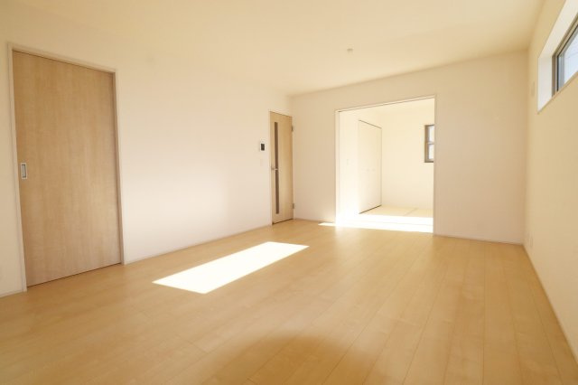 田村市船引町船引字扇田　　　1号棟　　　船引小学校、船引中学区　の居間・リビング