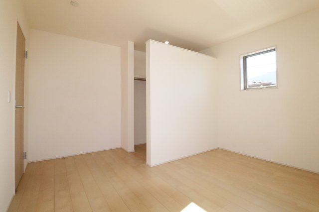 田村市船引町船引字扇田　　　1号棟　　　船引小学校、船引中学区　の洋室