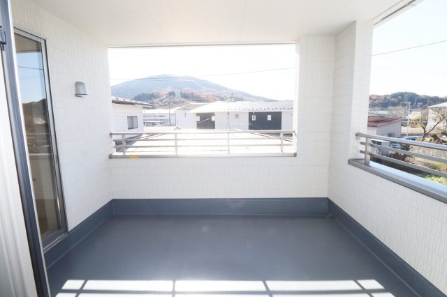 田村市船引町船引字扇田　　　1号棟　　　船引小学校、船引中学区　のバルコニー