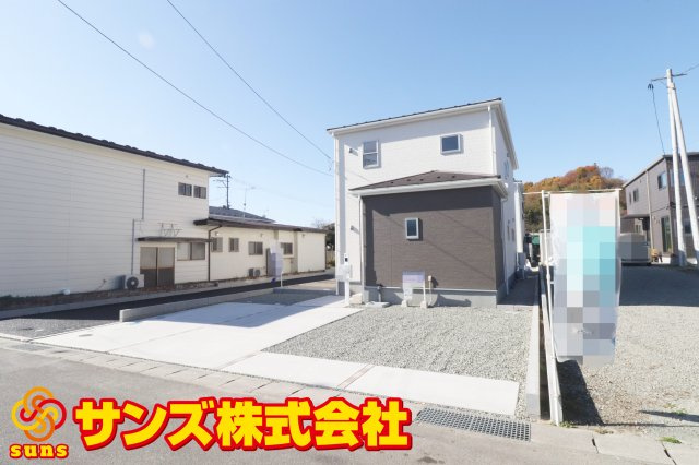 田村市船引町船引字扇田　　　1号棟　　　船引小学校、船引中学区　の外観|北東側から見た駐車場を含む外観