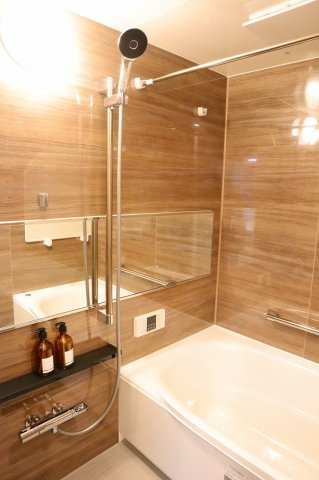 サーパス佐古六番町の浴室