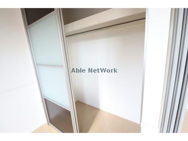 ラヴェスト・コートAの収納|奥行きもあり使い勝手のいいクローゼットです！