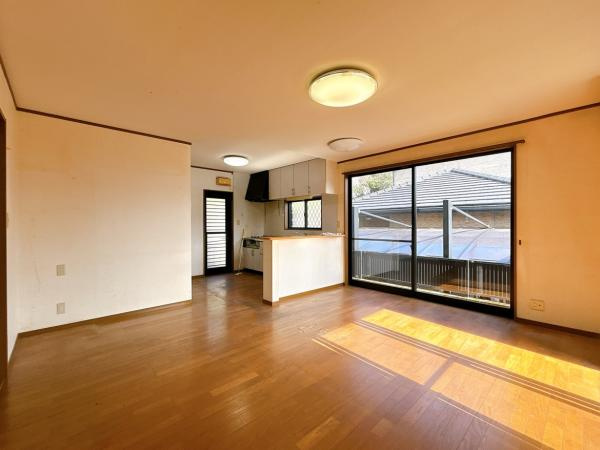 【居間・リビング】