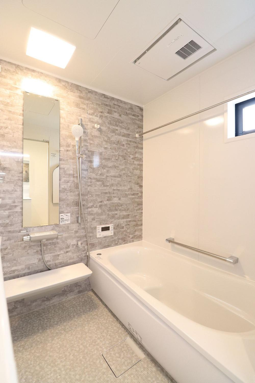 LAVIE保免上2501Aの浴室