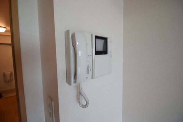 LEO伍拾伍番館のセキュリティ|ＴＶモニターホンで安心です。